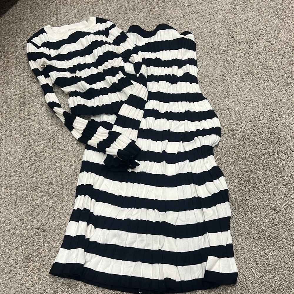 Sweater Skirt set
